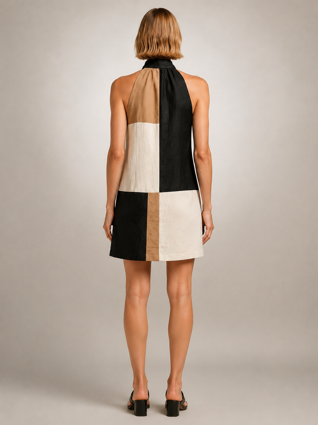 Noémie | Krótka sukienka colorblock z dekoltem halter