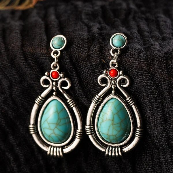 Goutte Encadrée | Boucles d'oreilles argentées avec goutte turquoise – Vue 01