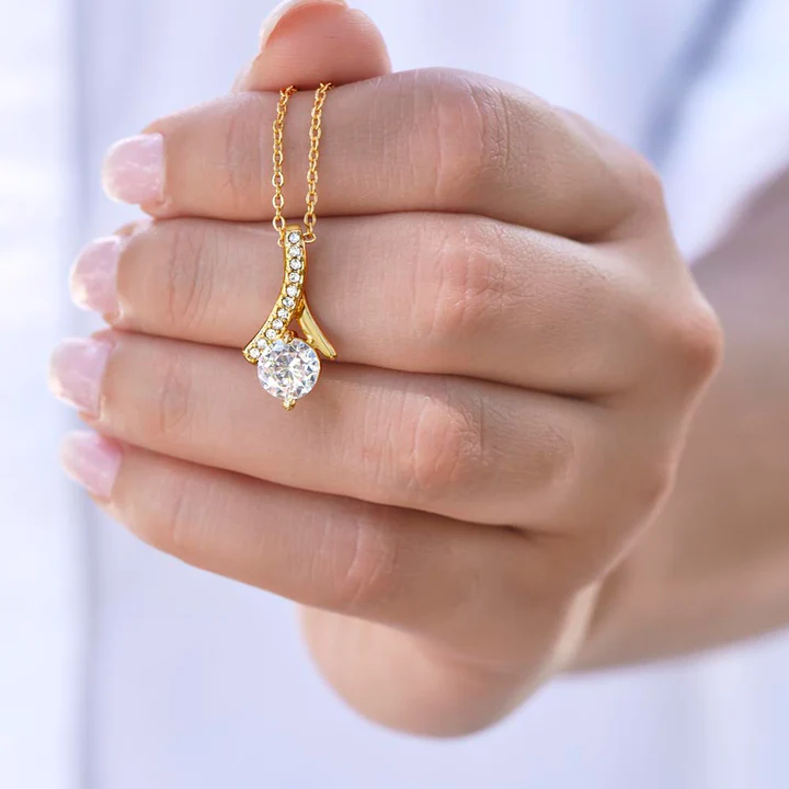 Gaëlle | Collier doré avec pendentif et pierres claires – Vue 01