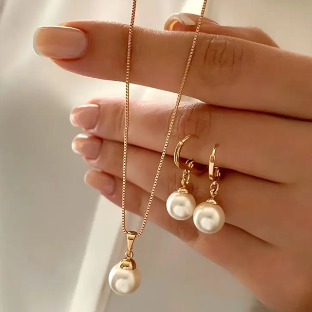 Ninon | Parure avec collier et boucles d'oreilles – Vue 02