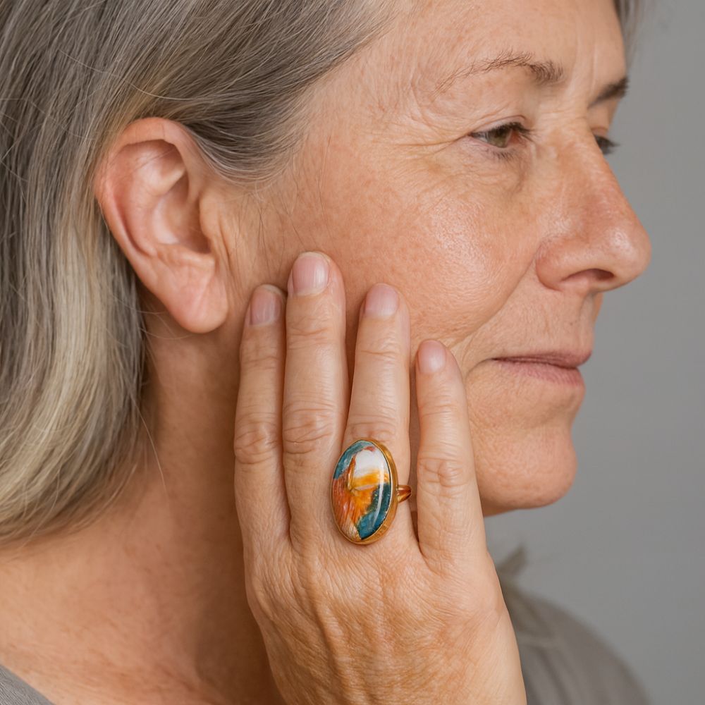 Mosaïque du Désert | Bague dorée avec grande pierre à motifs – Vue 02