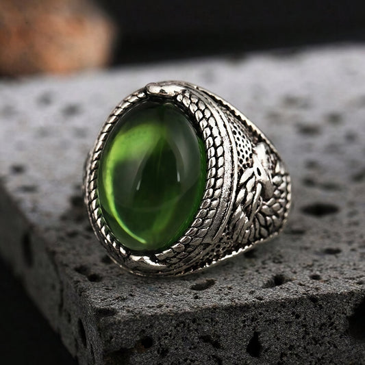 Terre des Bois | Bague argentée avec pierre verte ovale – Vue 01