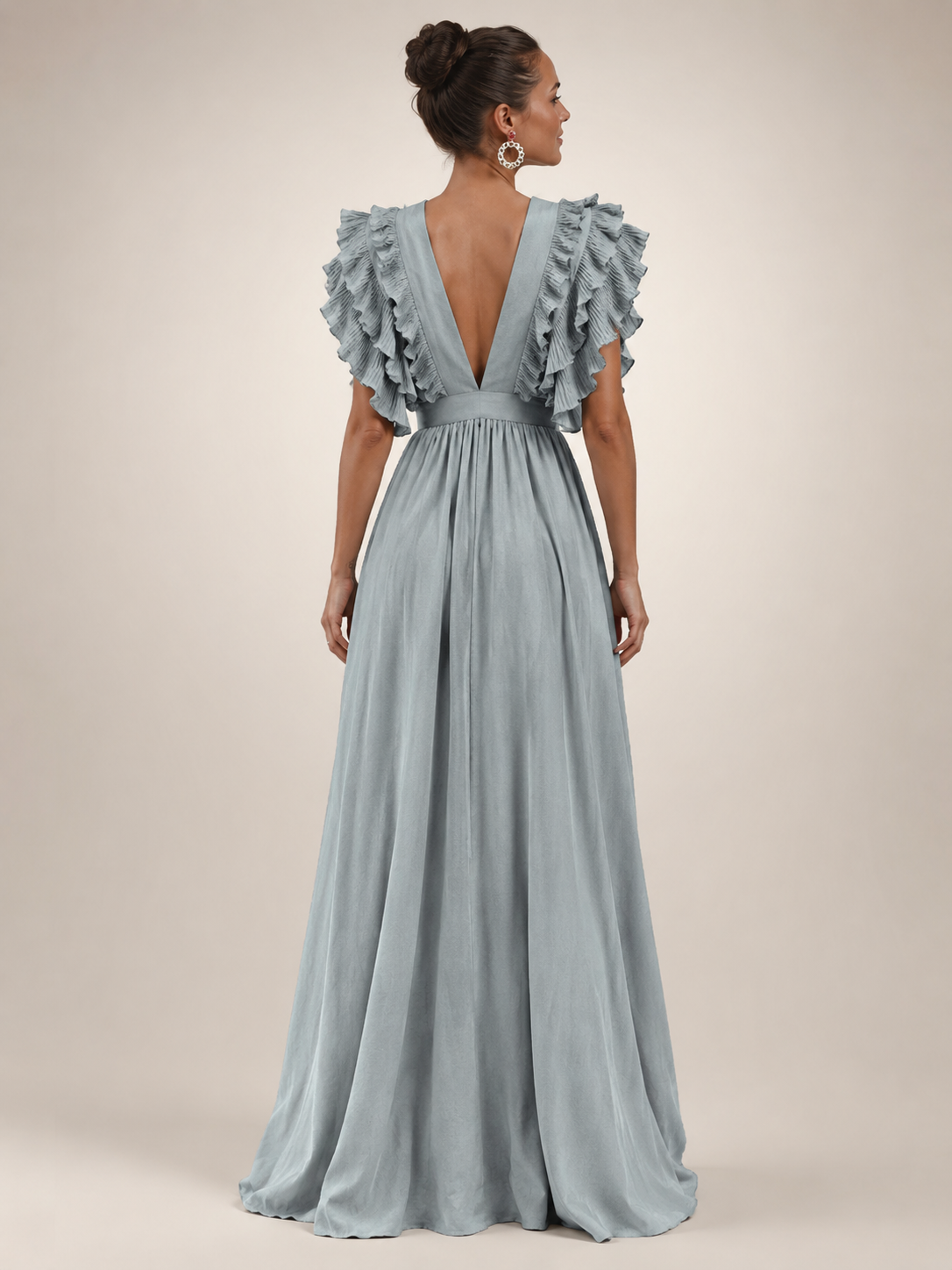 Géraldine — Robe longue dos nu à manches volantées