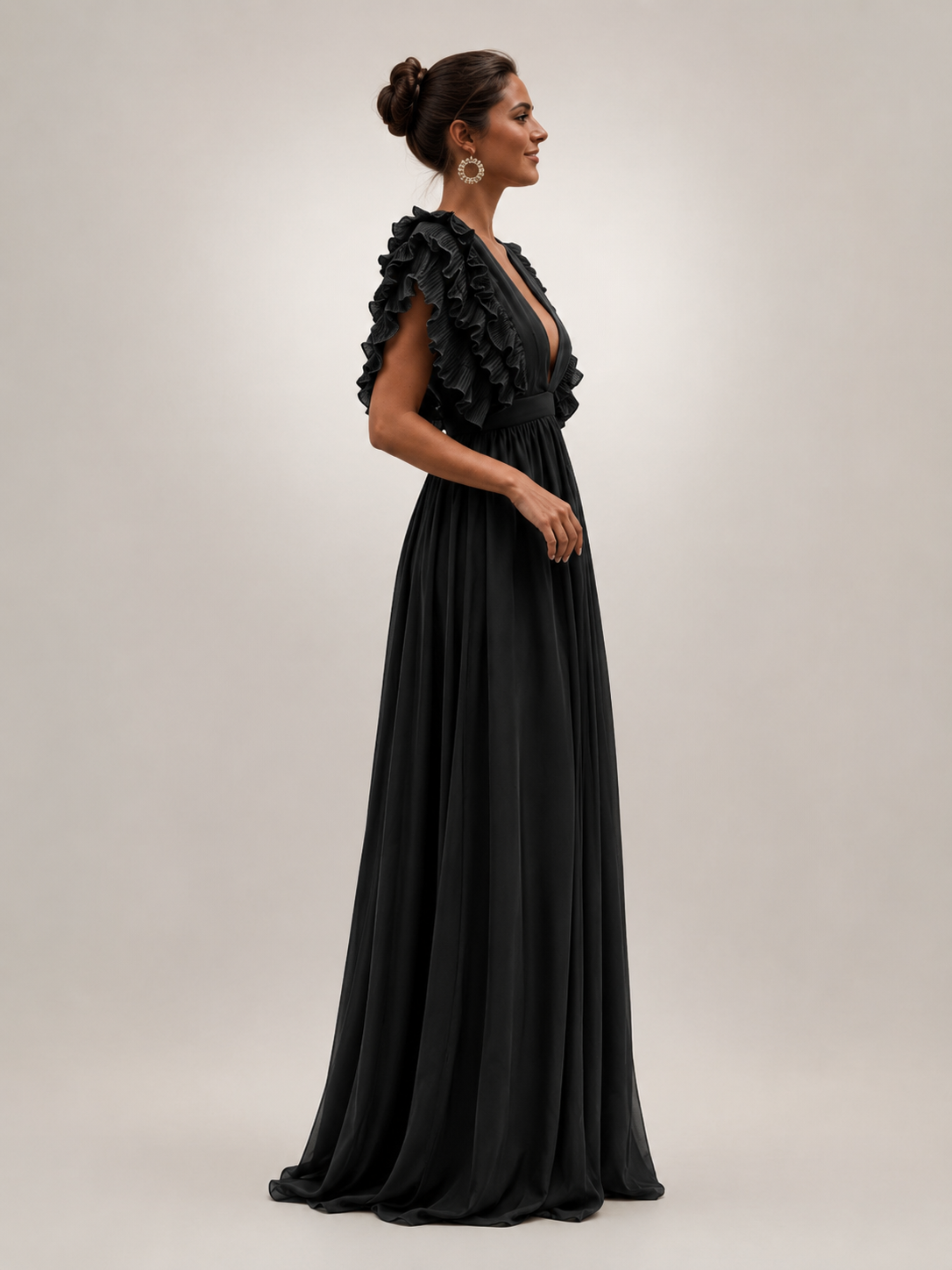 Géraldine — Robe longue dos nu à manches volantées