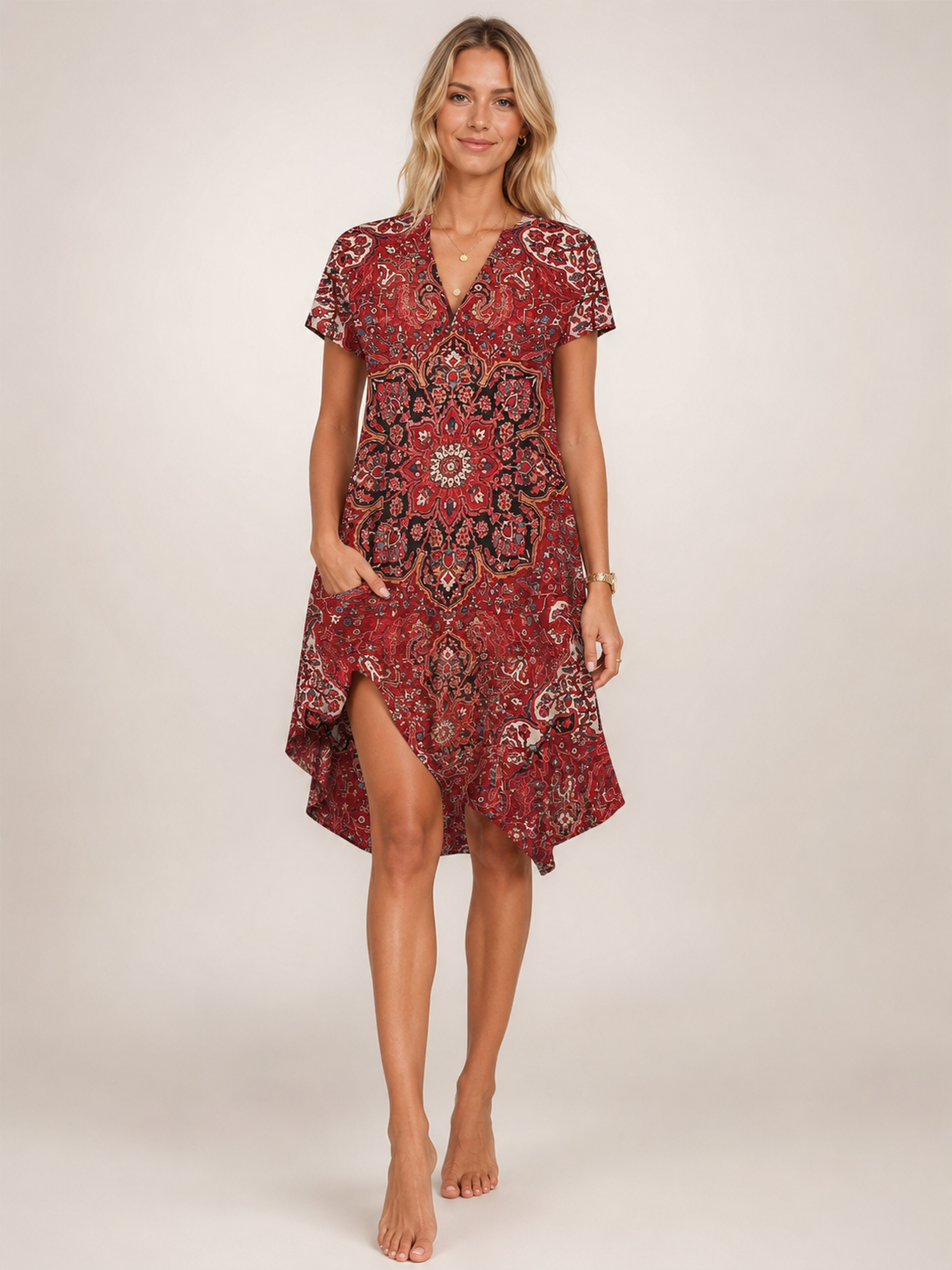 Blanche — Robe midi chemise fleurie à col V, coloris Rouge