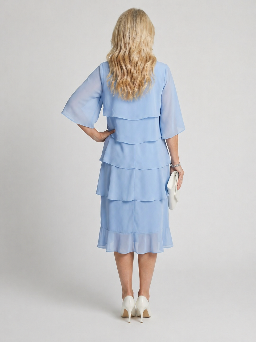Clara — Robe à volants étagés et manches papillon