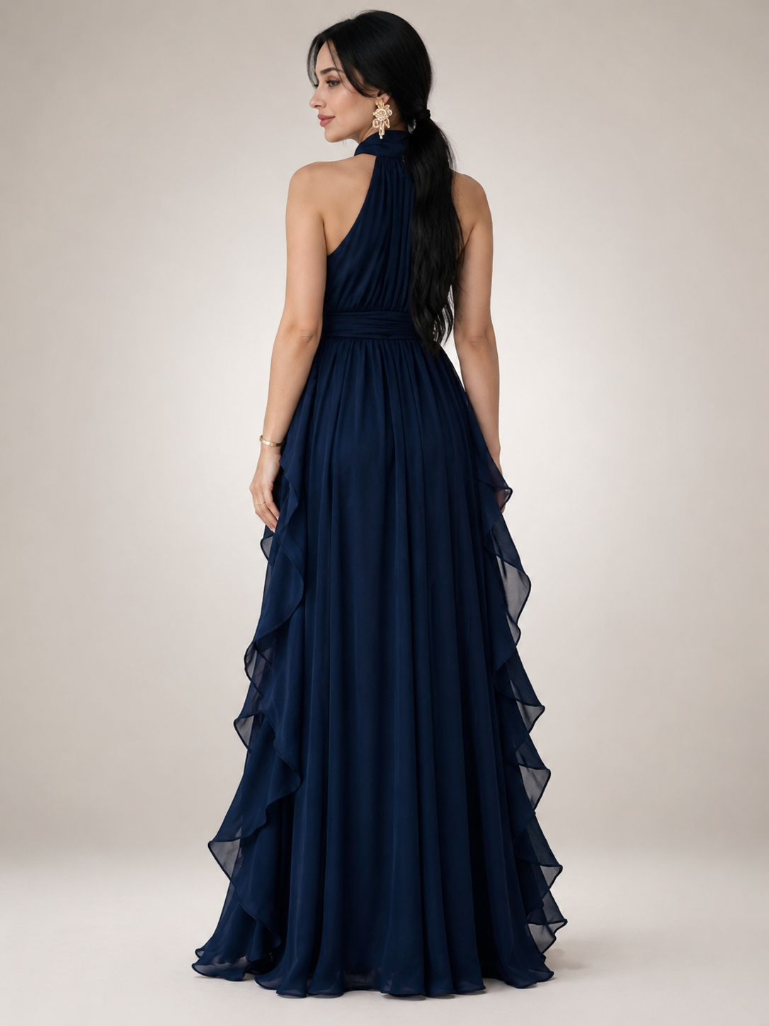 Séraphine — Robe longue à col licou et volants cascade