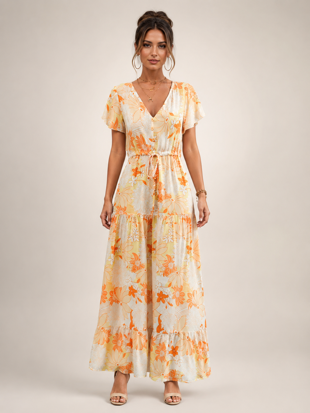 Dorothée — Robe longue à col V et volants, coloris Crème fleuri