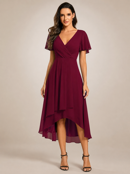 Roxane — Robe midi asymétrique à col V, coloris Bordeaux