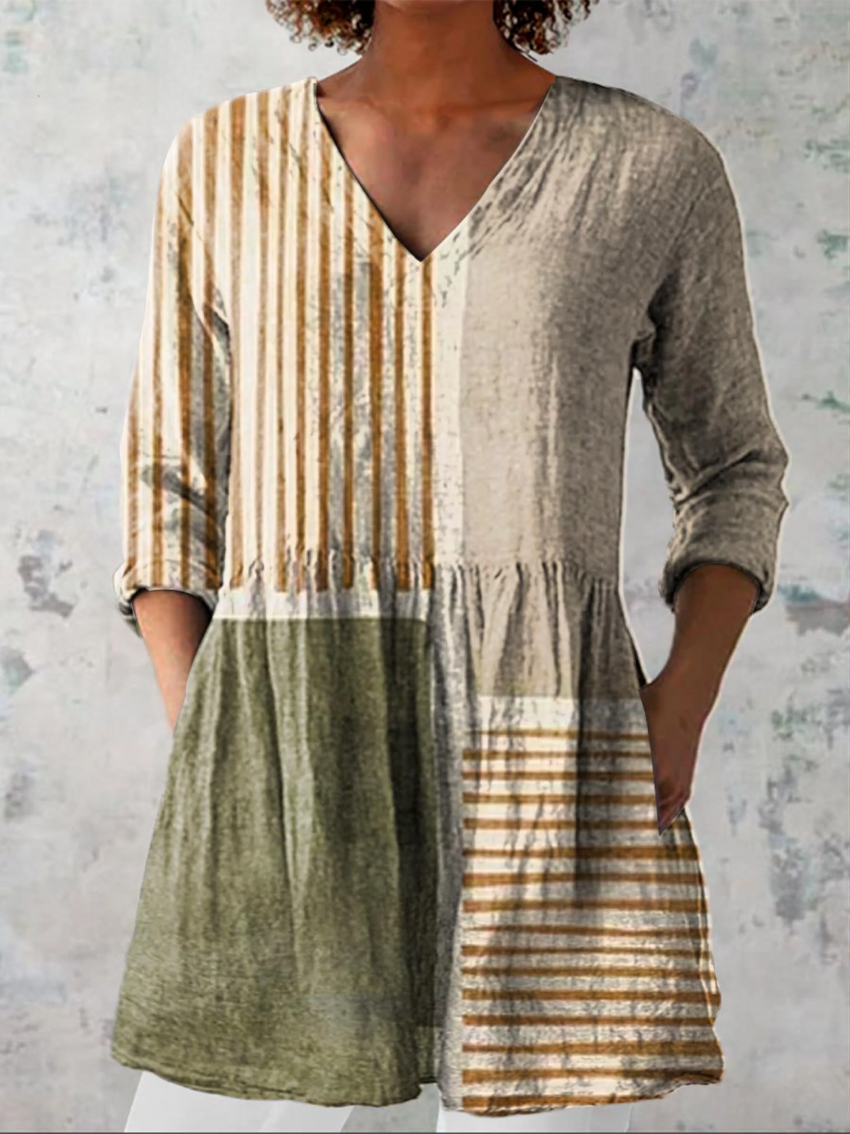Cyprienne | Chemisier long col V patchwork rayé beige et kaki
