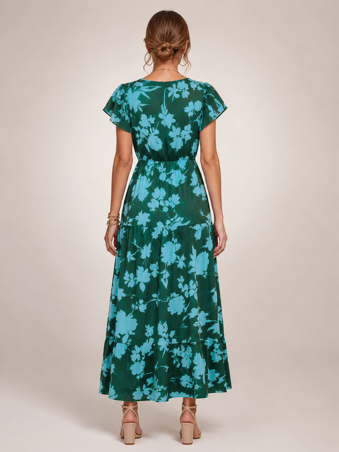 Dorothée — Robe longue à col V et volants