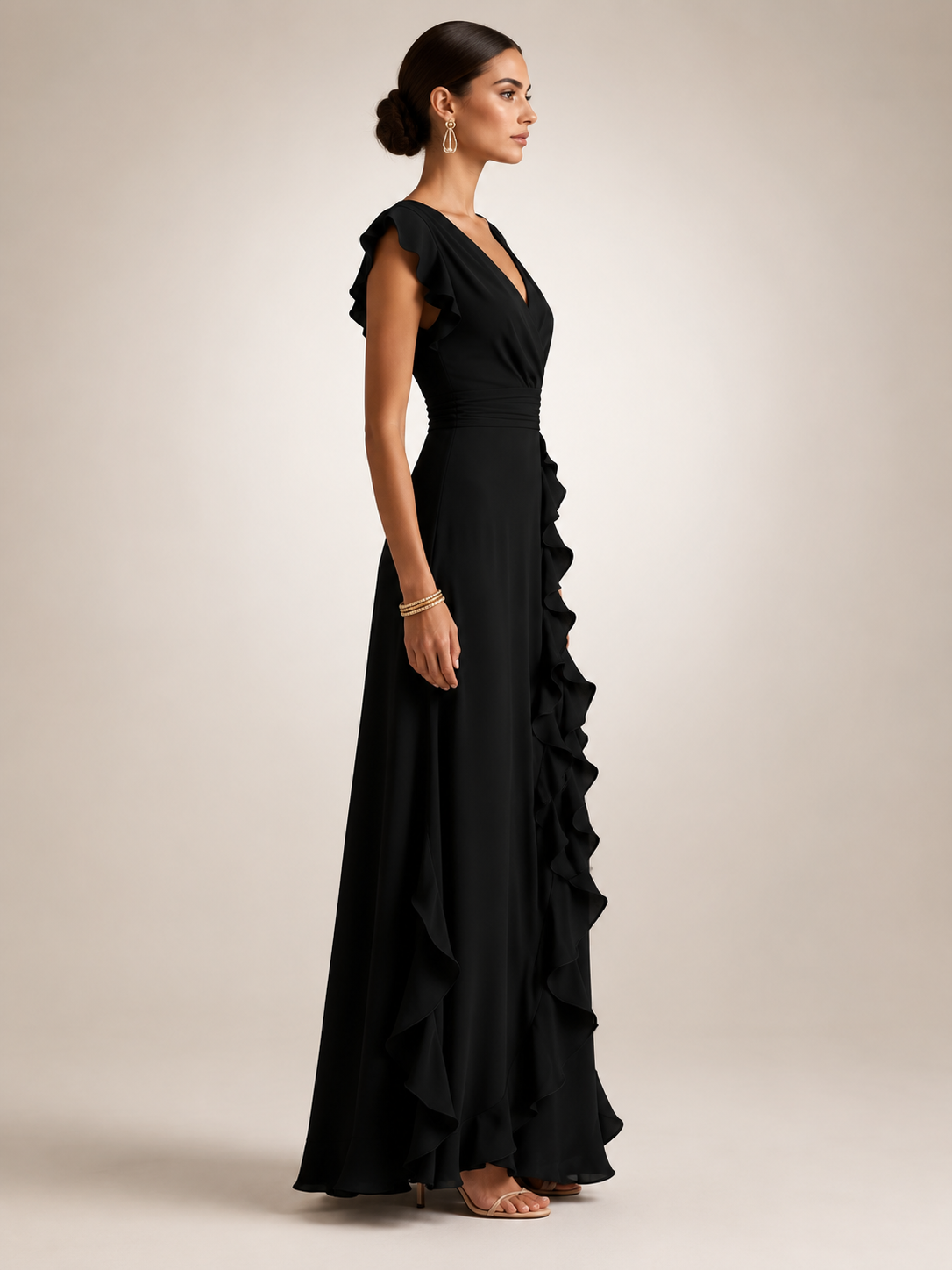 Ghislaine — Robe longue à volant cascade et col V