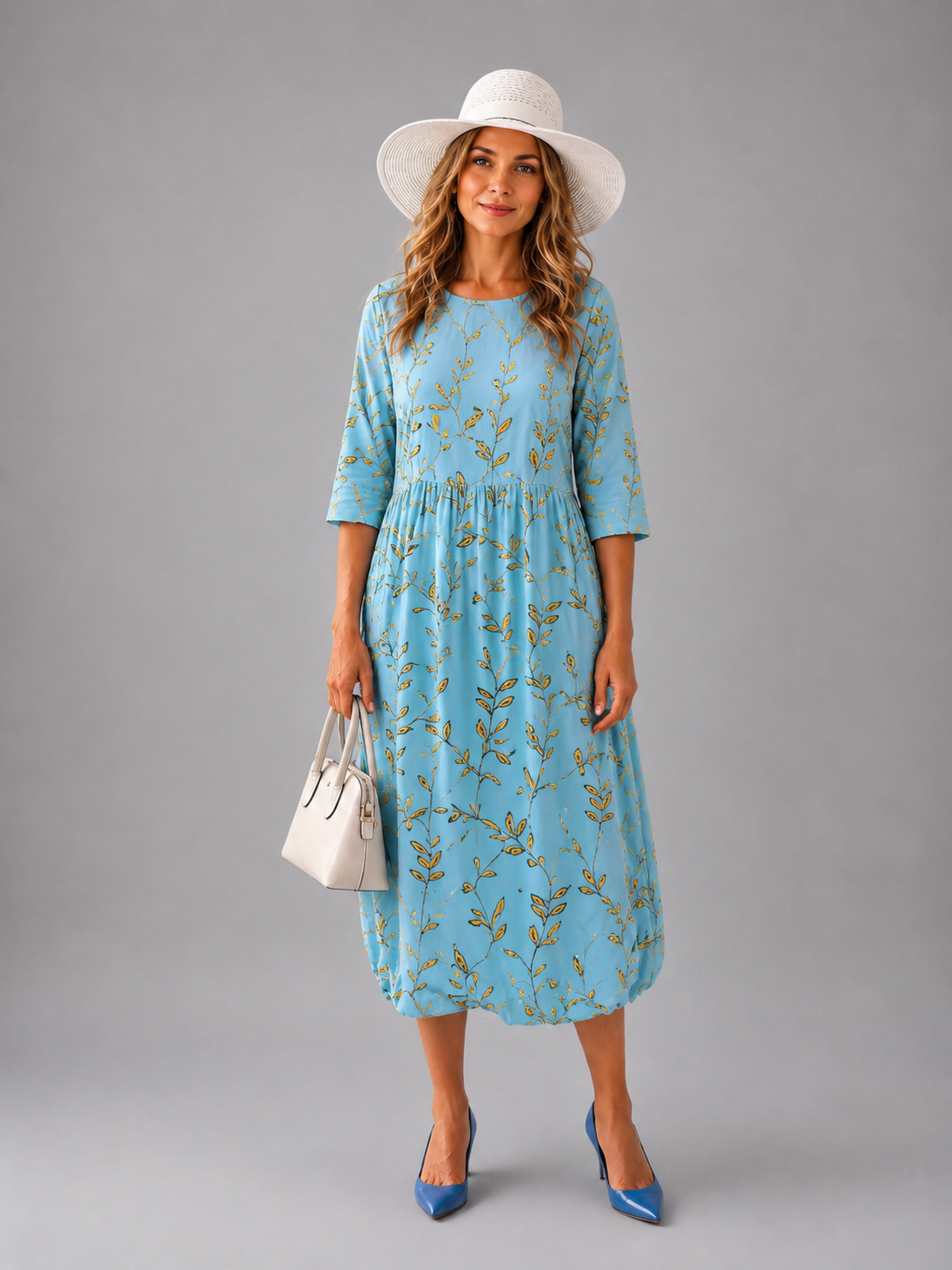 Zélia — Robe midi à rameaux brodés, coloris Bleu ciel imprimé