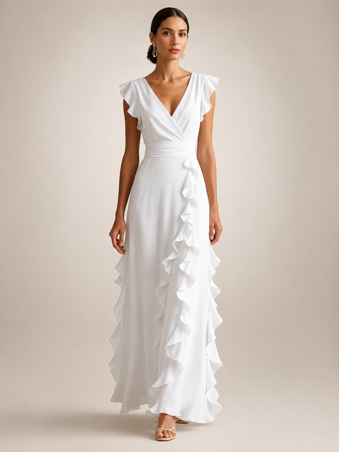 Ghislaine — Robe longue à volant cascade et col V, coloris Blanc
