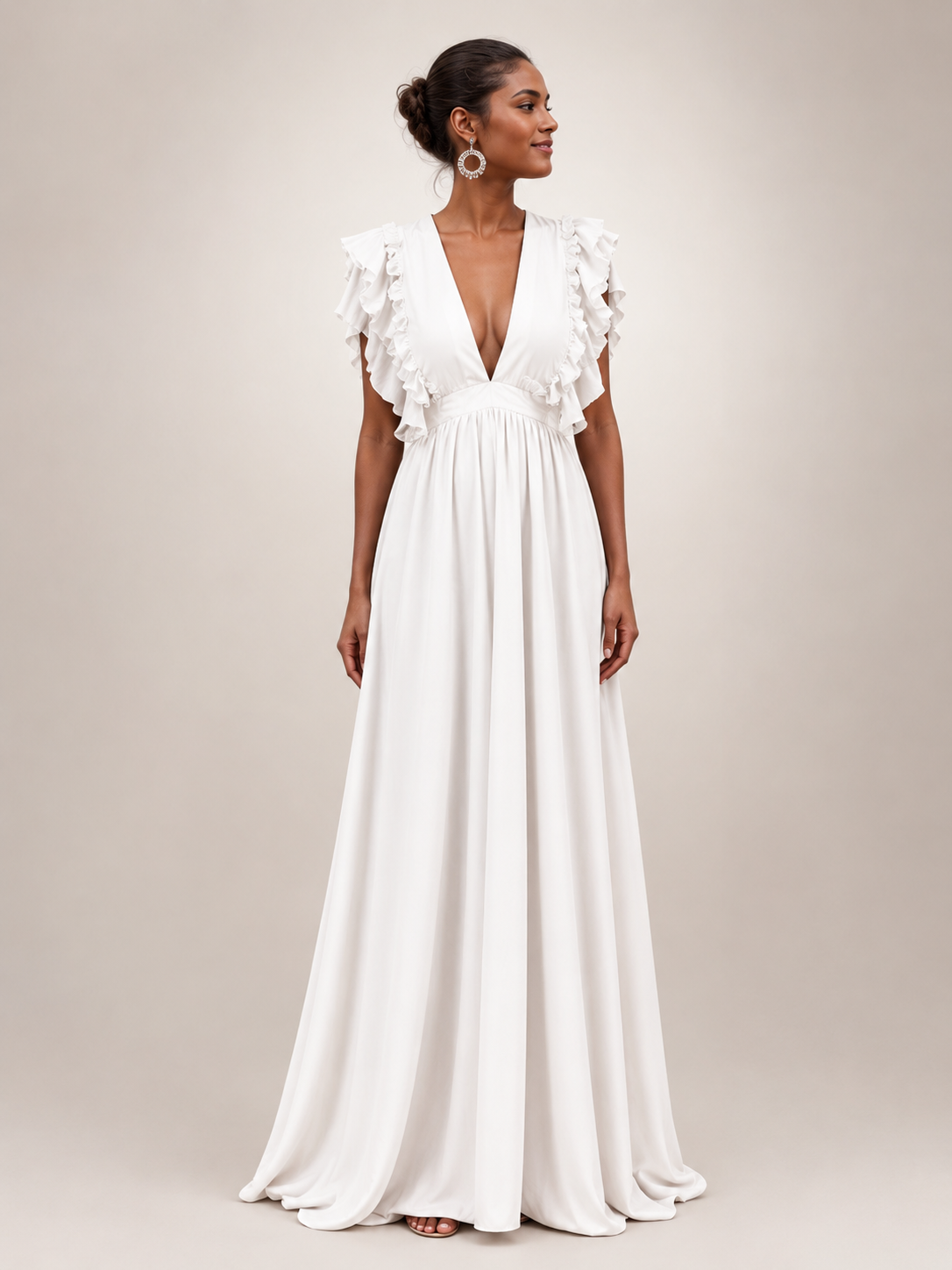 Géraldine — Robe longue dos nu à manches volantées, coloris Ivoire