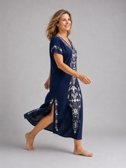 Thaïs — Robe longue brodée à manches courtes