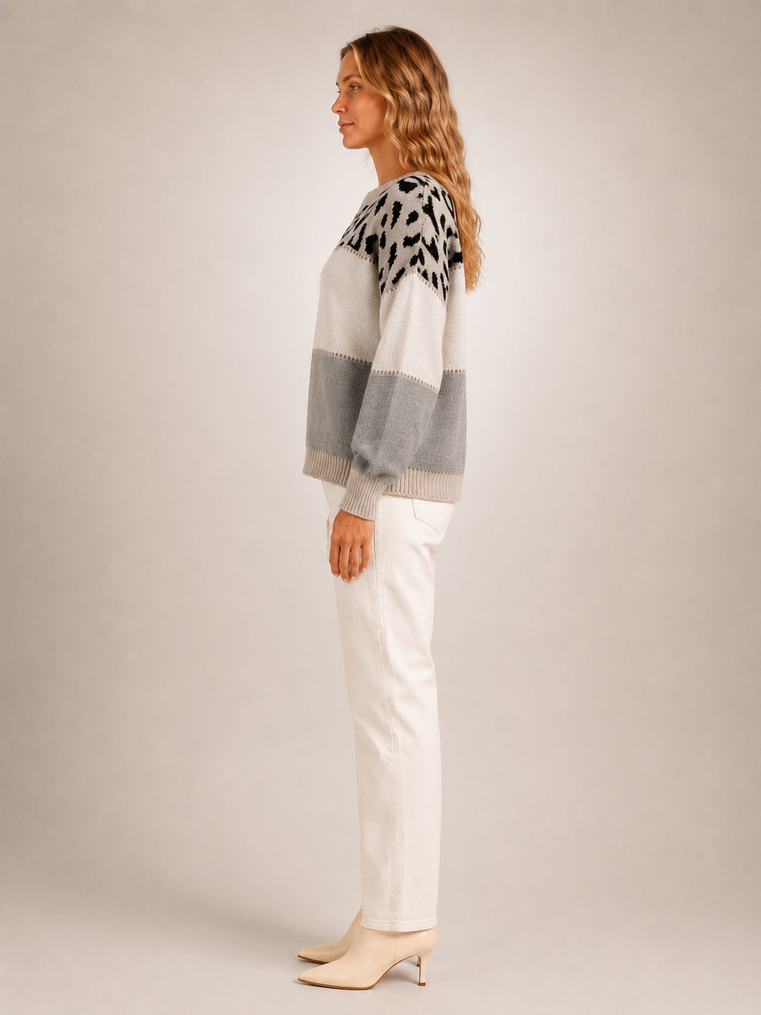 Béatrice | Sweter color-block z panelem w panterkę