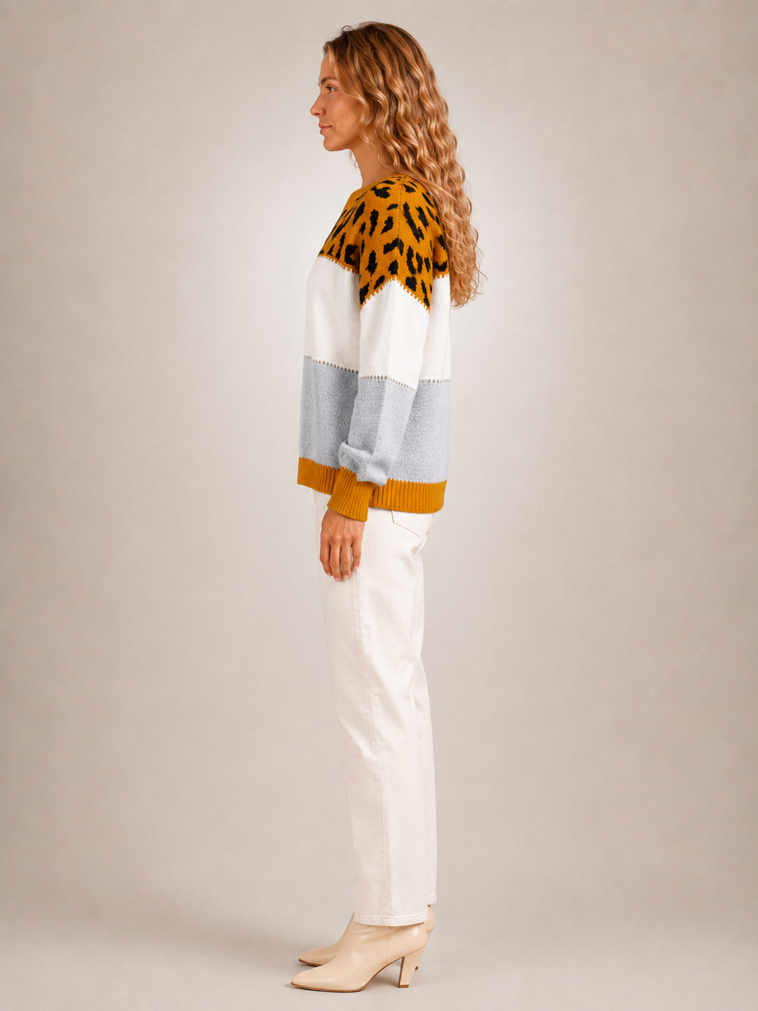Béatrice | Sweter color-block z panelem w panterkę