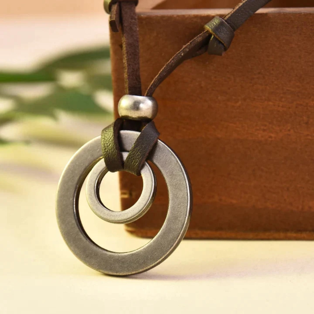 Cercle | Collier argenté avec cercles – Vue 01