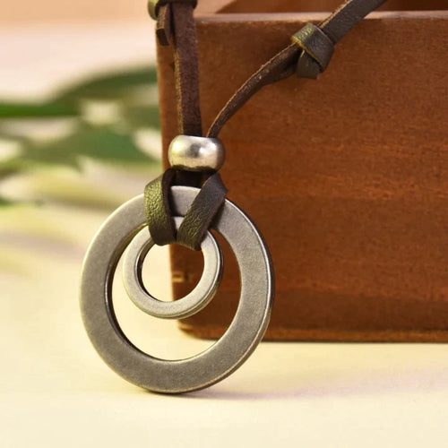 Cercle | Collier argenté avec cercles – Vue 01