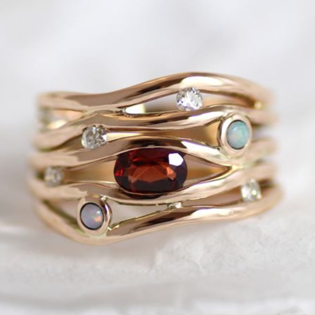 Jeu de Fils | Bague dorée avec pierres colorées et claires – Vue 01