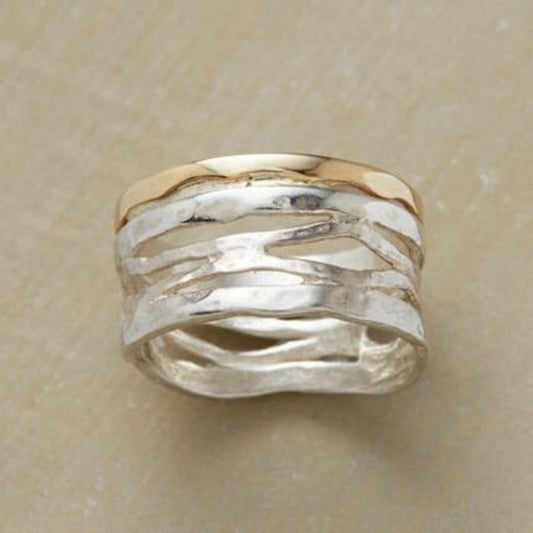 Faisceau d'Ondes | Bague large argentée avec fils ondulés – Vue 01