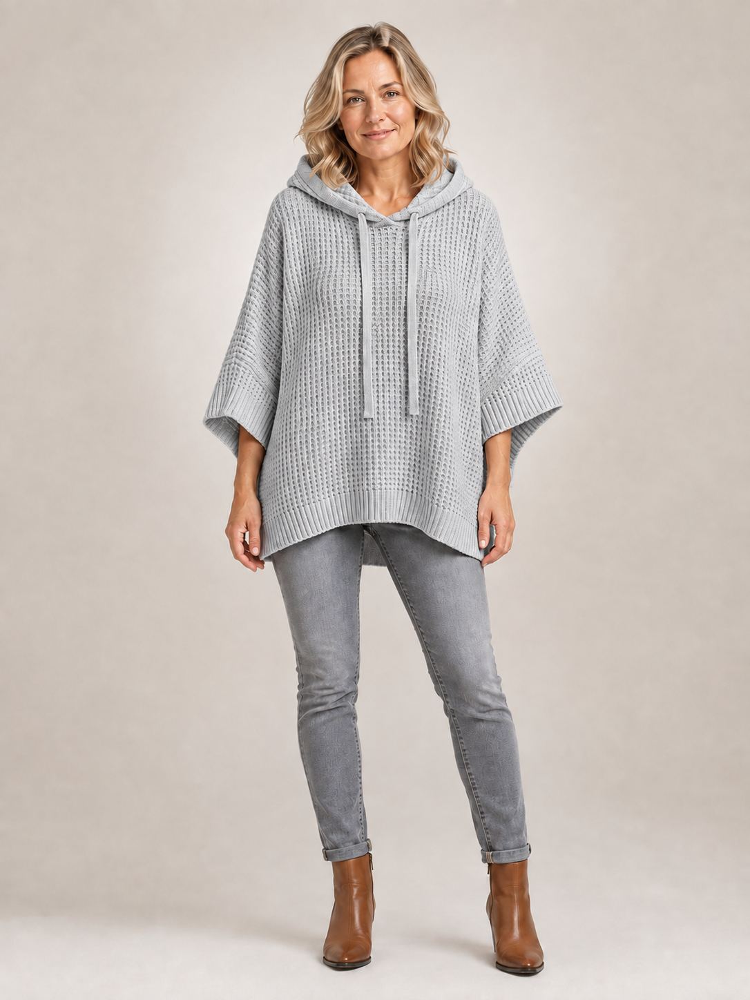 Capucine | Sweter oversize z kapturem z dzianiny waflowej
