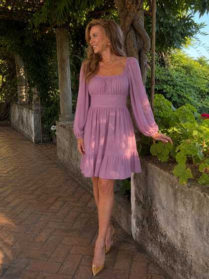 Cornélie — Robe à encolure carrée et manches bouffantes