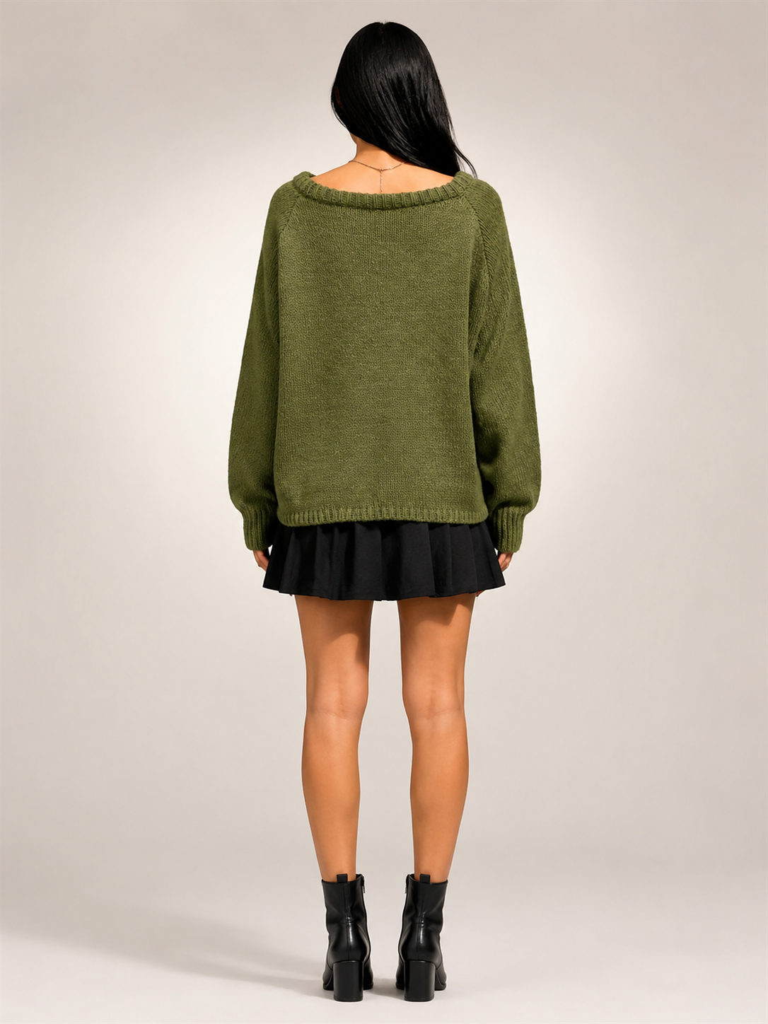 Delphine | Sweter oversize z opadającym dekoltem w łódkę