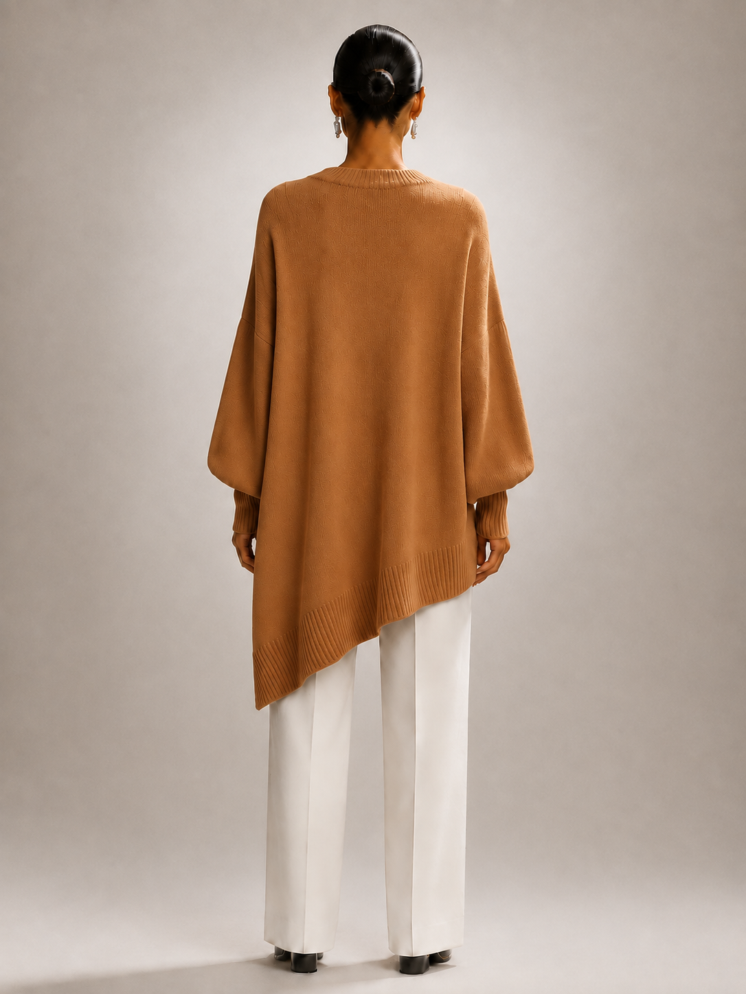 Élodie | Drapowany sweter oversize z asymetrycznym dołem