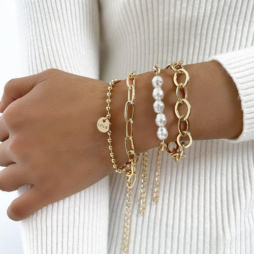 Lustre Blanc | Ensemble de bracelets dorés avec perles blanches – Vue 01