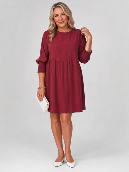 Catherine — Robe courte à manches longues et taille froncée, coloris Bordeaux