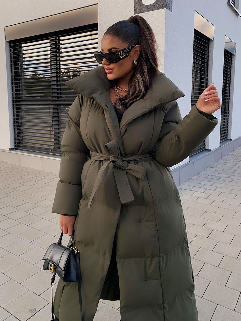 Kyleih Maxi – długa parka pikowana, kolor khaki