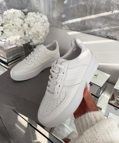 Sneakersy Sarai białe