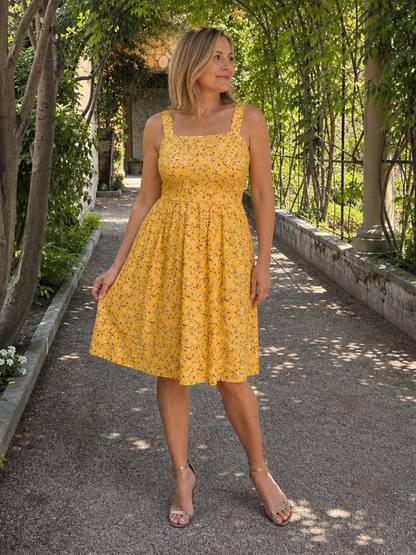 Hortense — Robe à encolure carrée et jupe froncée
