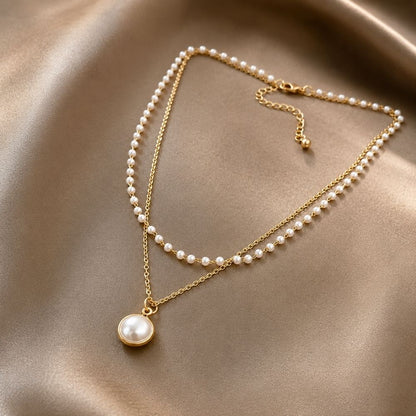 Félicité | Collier à double rang avec perles blanches brillantes – Vue 01