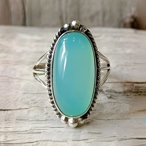 Pierre de Lagune | Bague argentée avec grande pierre turquoise – Vue 01