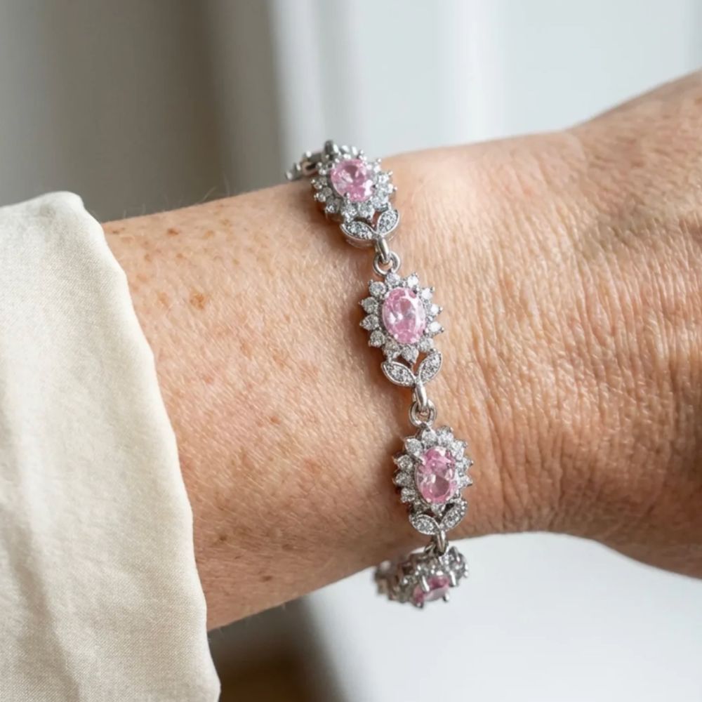 Fleur de Rose | Bracelet argenté avec fleurs roses – Vue 01
