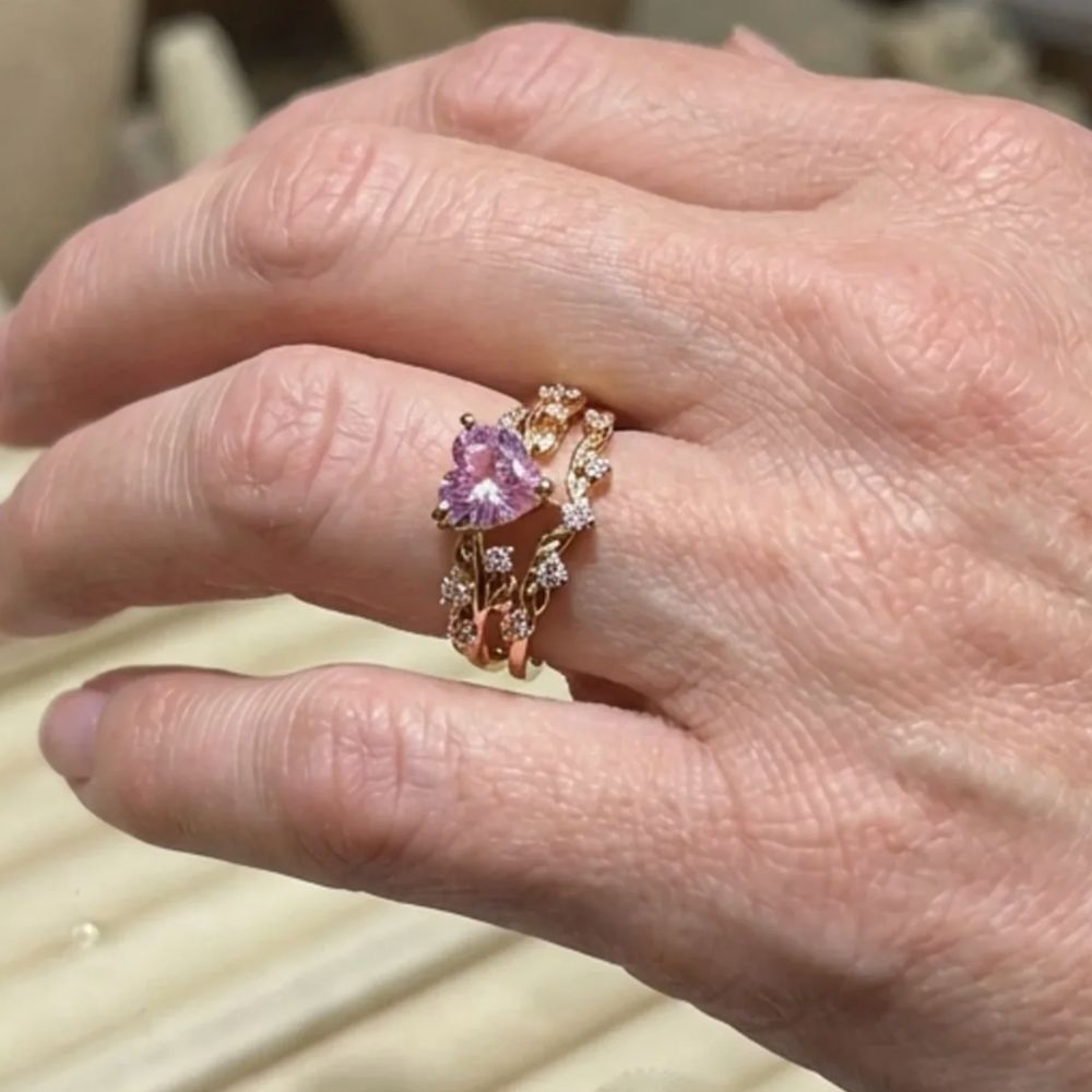 Cœur Fleuri | Ensemble de bagues en or rose avec pierres roses – Vue 01