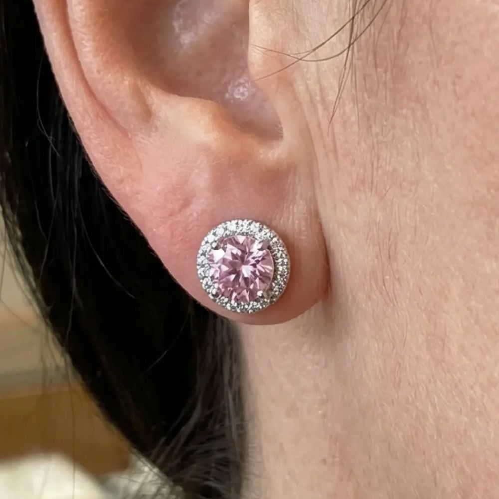Halo de Rose | Boucles d'oreilles argentées avec pierre rose – Vue 01