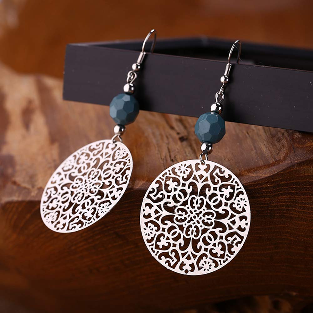 Disque Filigrane | Boucles d'oreilles argentées à motif découpé – Vue 01