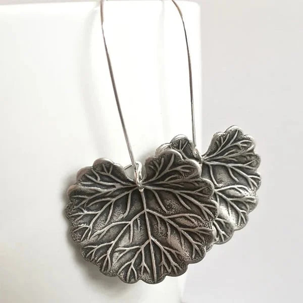 Disque Feuille | Boucles d'oreilles argentées en forme de feuilles – Vue 03