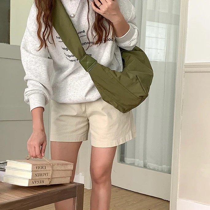 Sac bandoulière Nylon Souple olive, photo détail