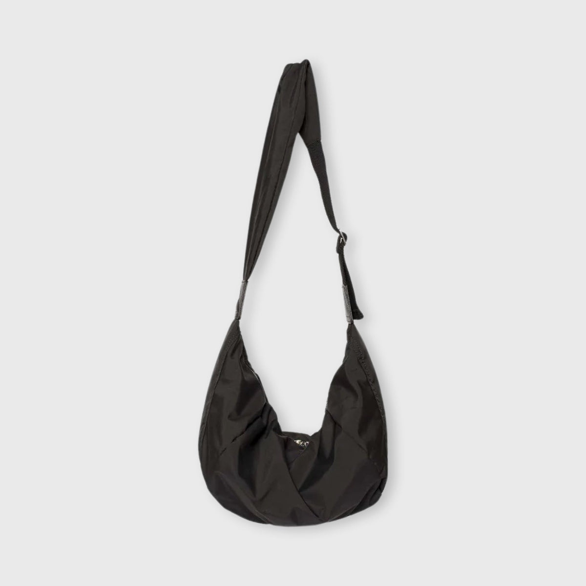 Sac bandoulière Nylon Souple noir vu de trois quarts