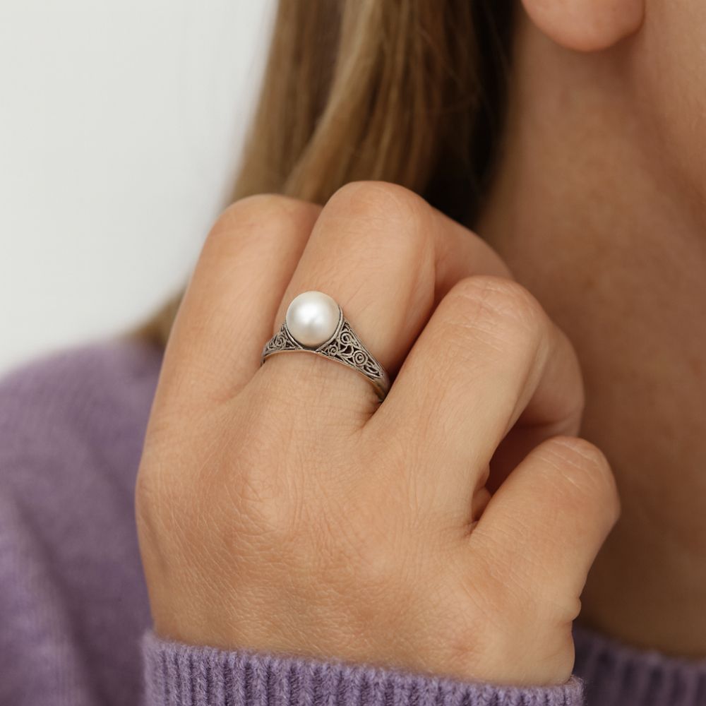 Rosée Lunaire | Bague argentée avec pierre blanche ronde – Vue 02