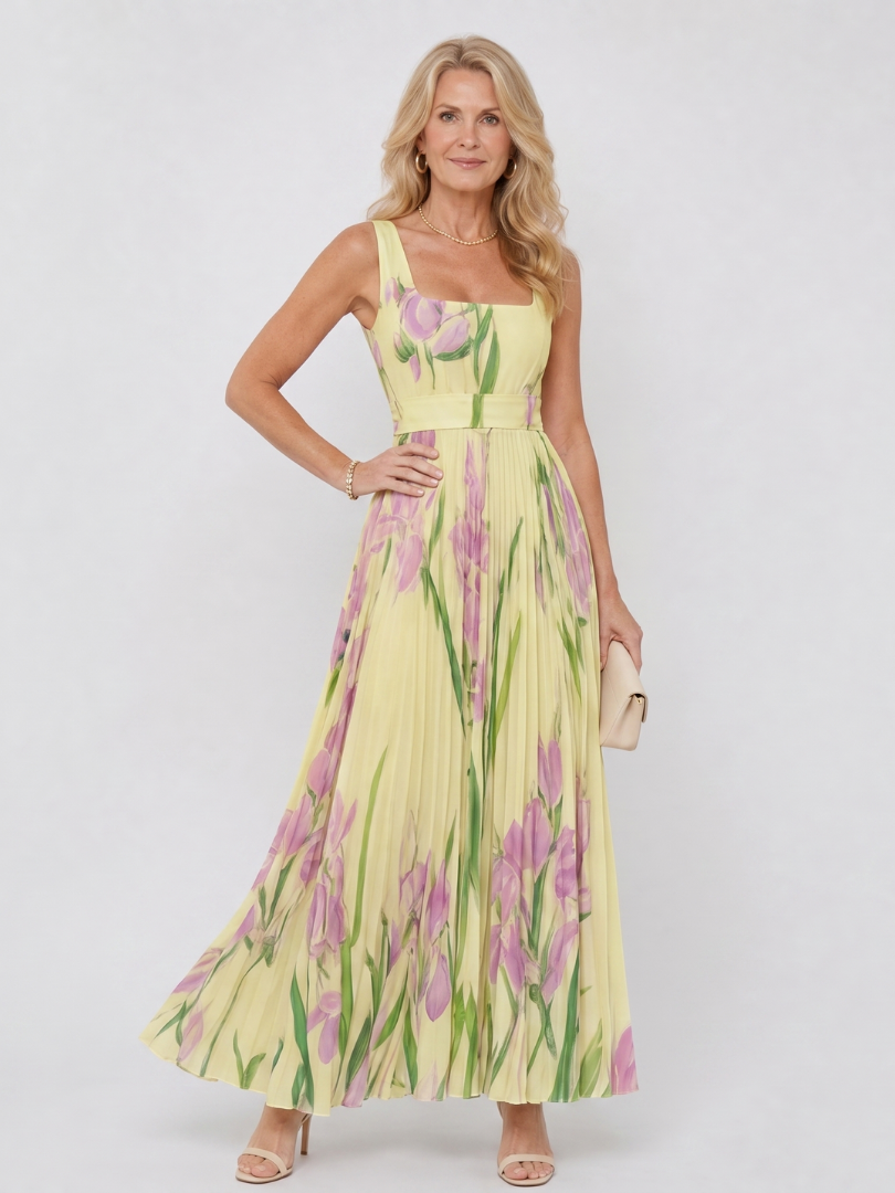 Georgette — Robe longue plissée à encolure carrée, coloris Jaune pâle à iris mauves