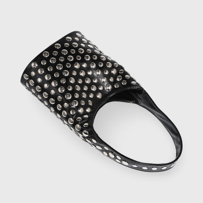 Sac seau Crissy noir porté à l'épaule