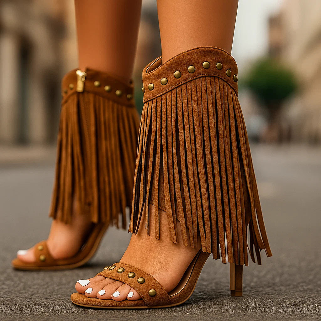 Dorothea | Botki z frędzlami i ćwiekami w stylu western