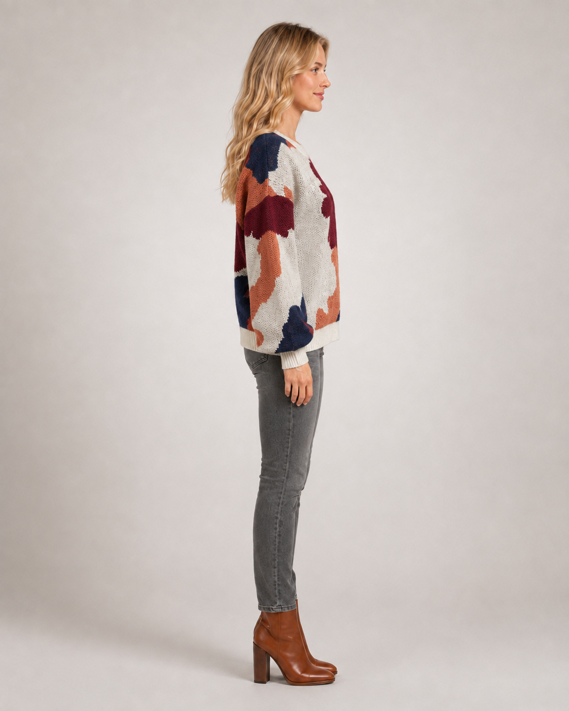 Sydney | Kwiatowy sweter z dzianiny