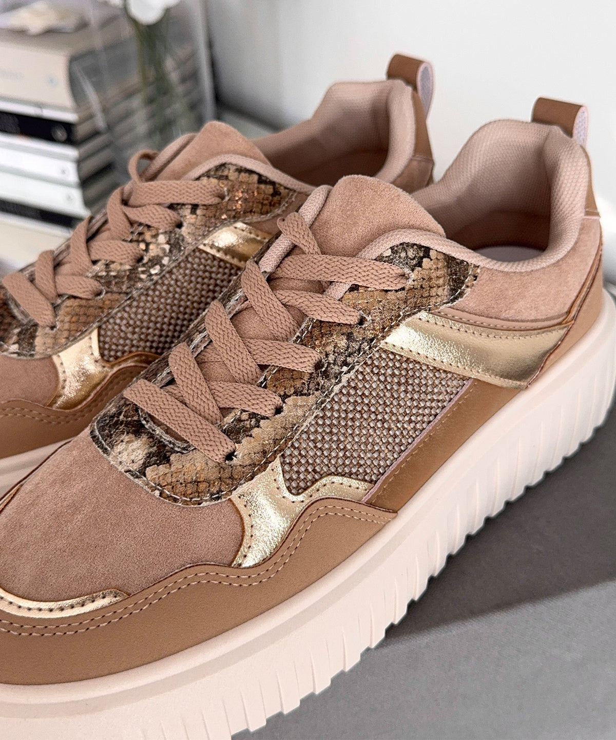 Sneakersy Daria taupe